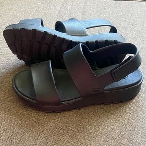 Skechers Black Chunky Platform Sandals